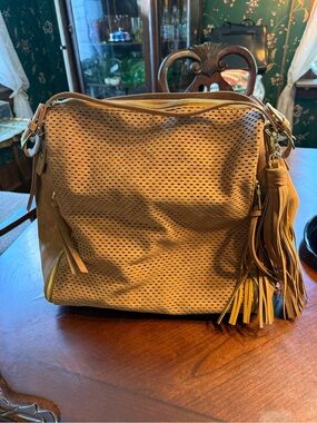 Steve Madden Tan Shoulder/Cross Body Bag with Tassel + Gold Accents NWOT